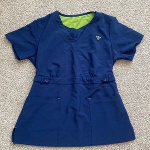 Women’s Med Couture scrub top in navy, size M